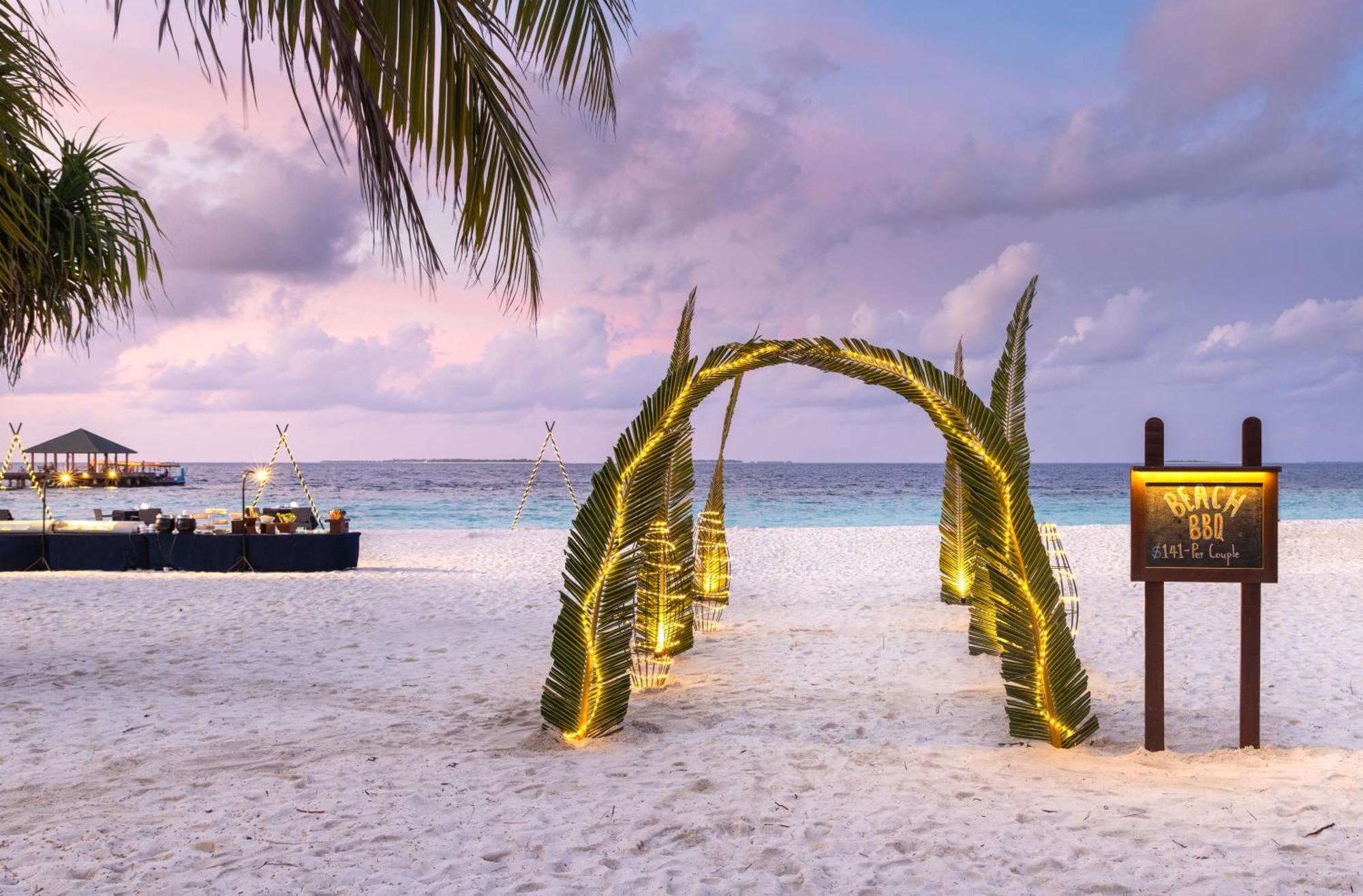 فندق أداران سيليكت ميدوبارو - بريميوم شامل الكل Meedhoo  المظهر الخارجي الصورة